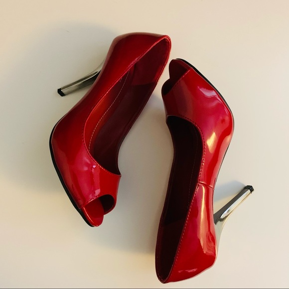 Red peep toe high heels shoe by D & C - Picture 2 of 9
